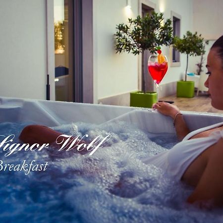 Bed and Breakfast Dal Signor Wolf Пецце-ді-Ґреко Екстер'єр фото