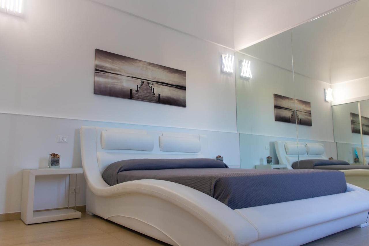 Bed and Breakfast Dal Signor Wolf Пецце-ді-Ґреко Екстер'єр фото