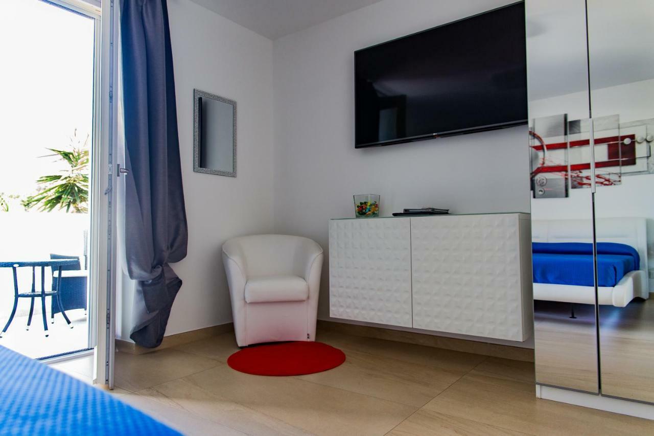 Bed and Breakfast Dal Signor Wolf Пецце-ді-Ґреко Екстер'єр фото